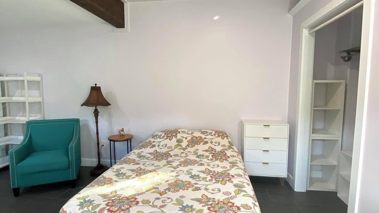 Photo of Bedroom in Makaha