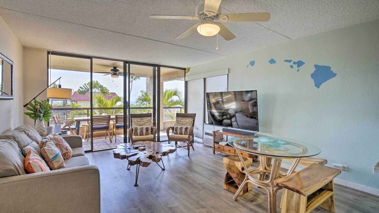 Photo of Livingroom in Historic Kailua Village