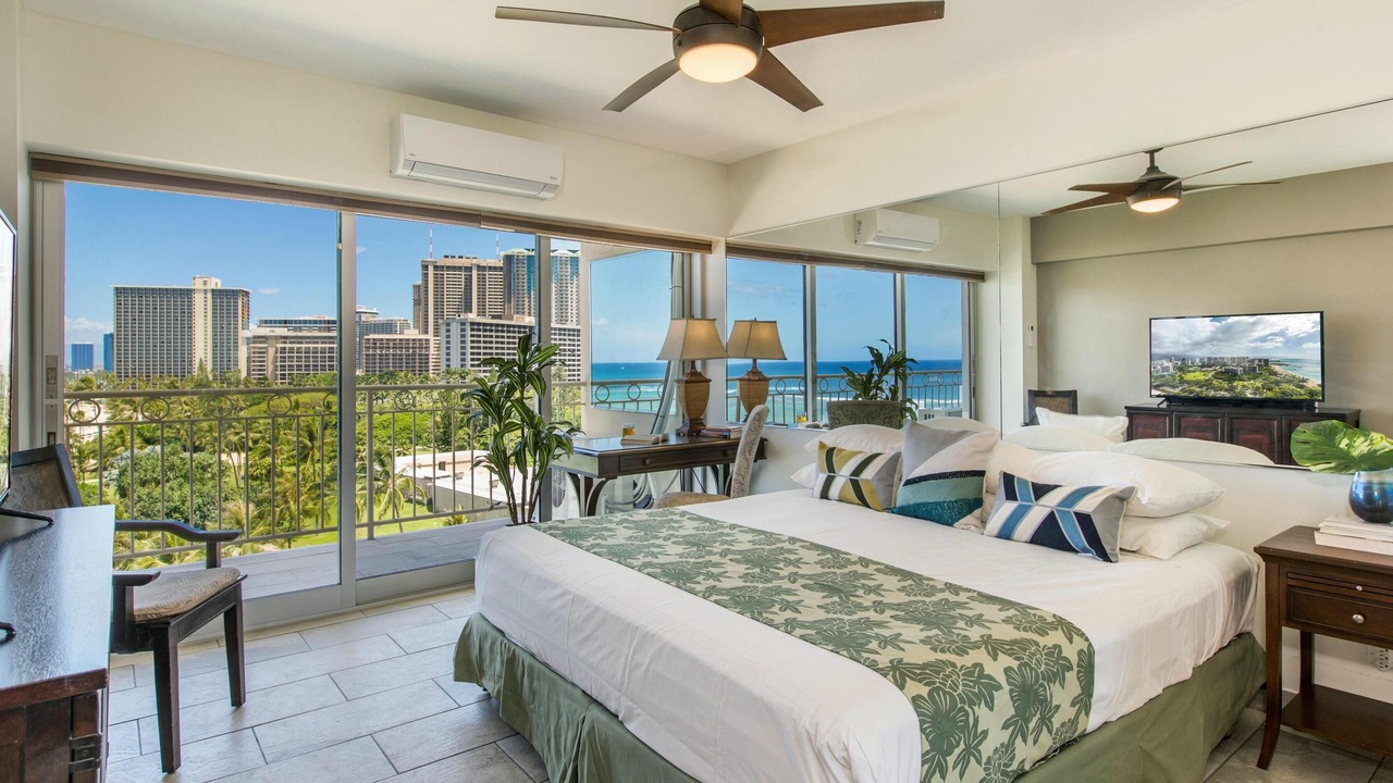 Photo of Bedroom in Waikiki