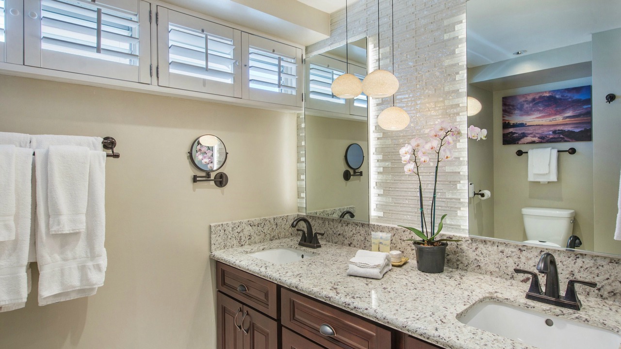 Photo of Bathroom in Waikiki