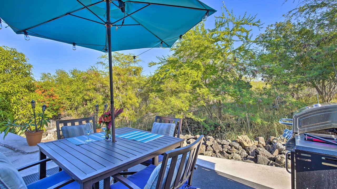 Photo of Outdoor in Kahaluu Bay
