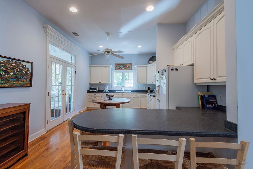 Photo of Kitchen in North Forest Beach