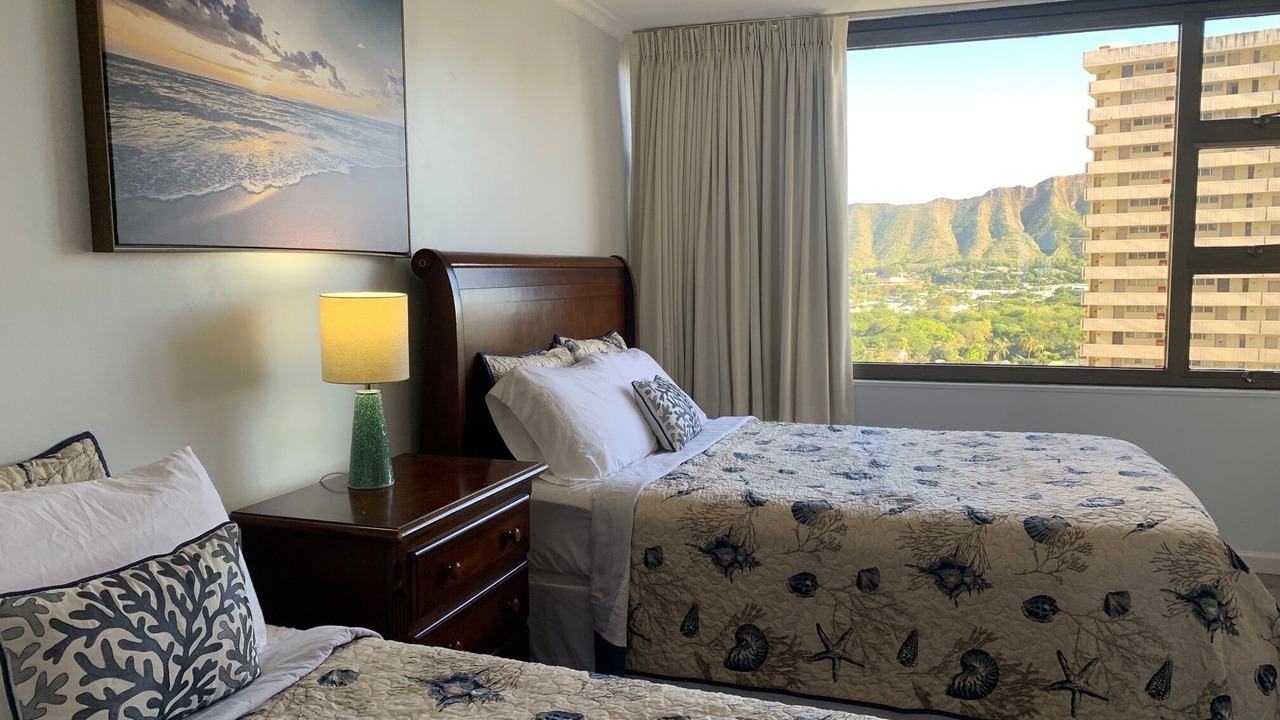 Photo of Bedroom in Waikiki