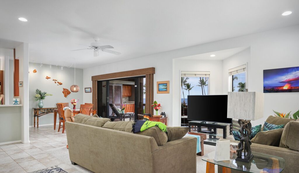 Photo of Livingroom in Keauhou