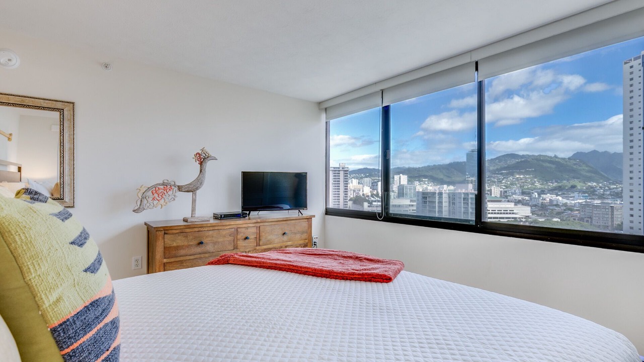 Photo of Bedroom in Waikiki