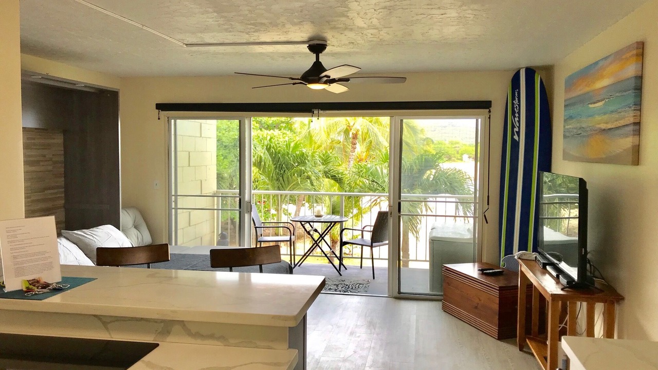 Photo of Livingroom in Makaha