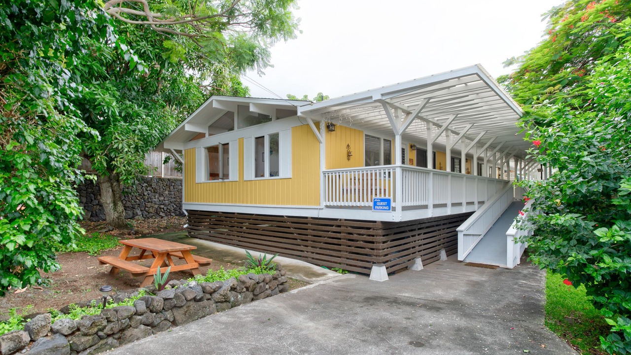 Photo of Outdoor in Kona Palisades
