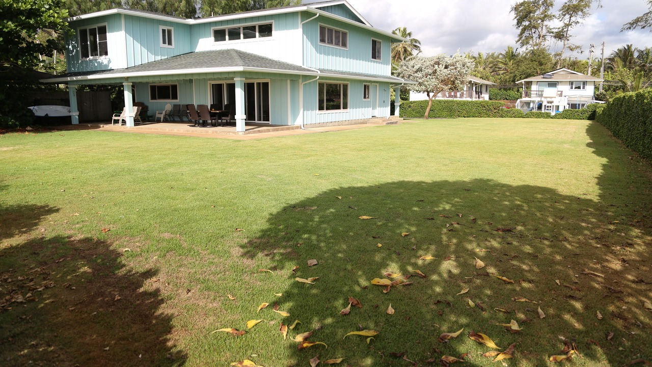 Photo of Others in Laie