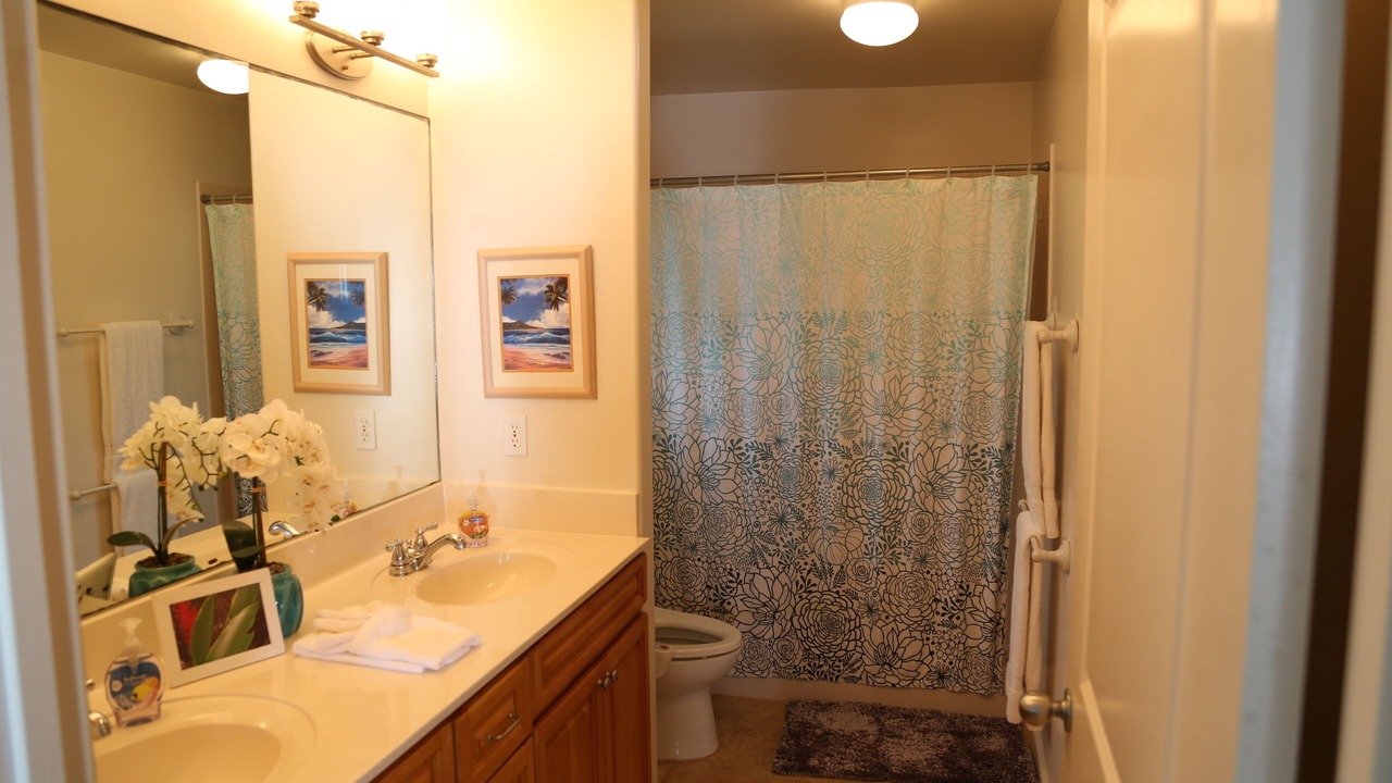 Photo of Bathroom in Laie