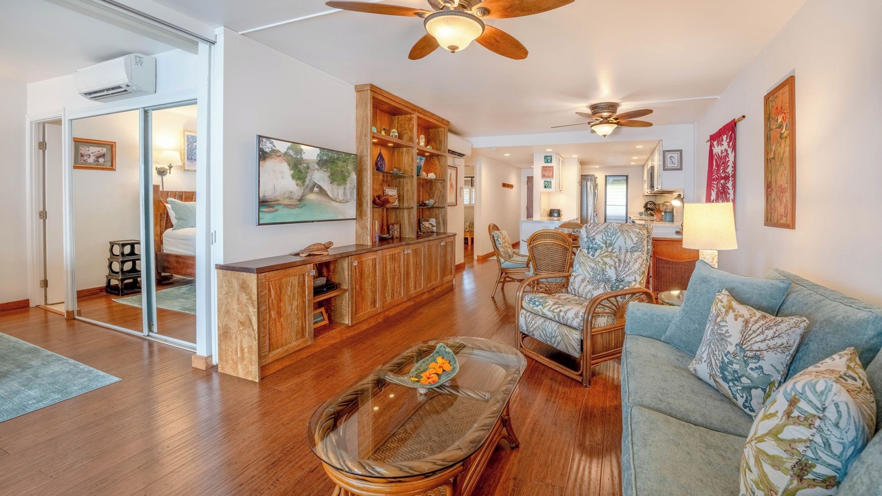 Photo of Bedroom in Maalaea