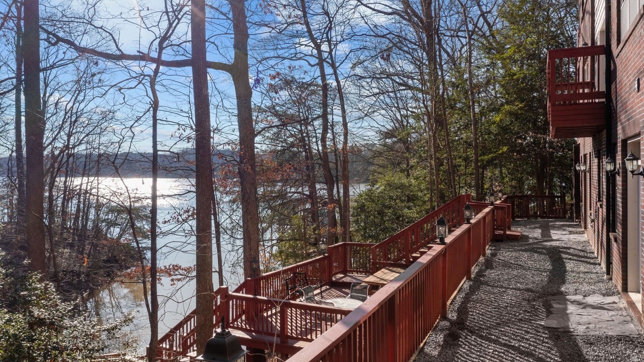 Photo of Patio Balcony in Barium Springs