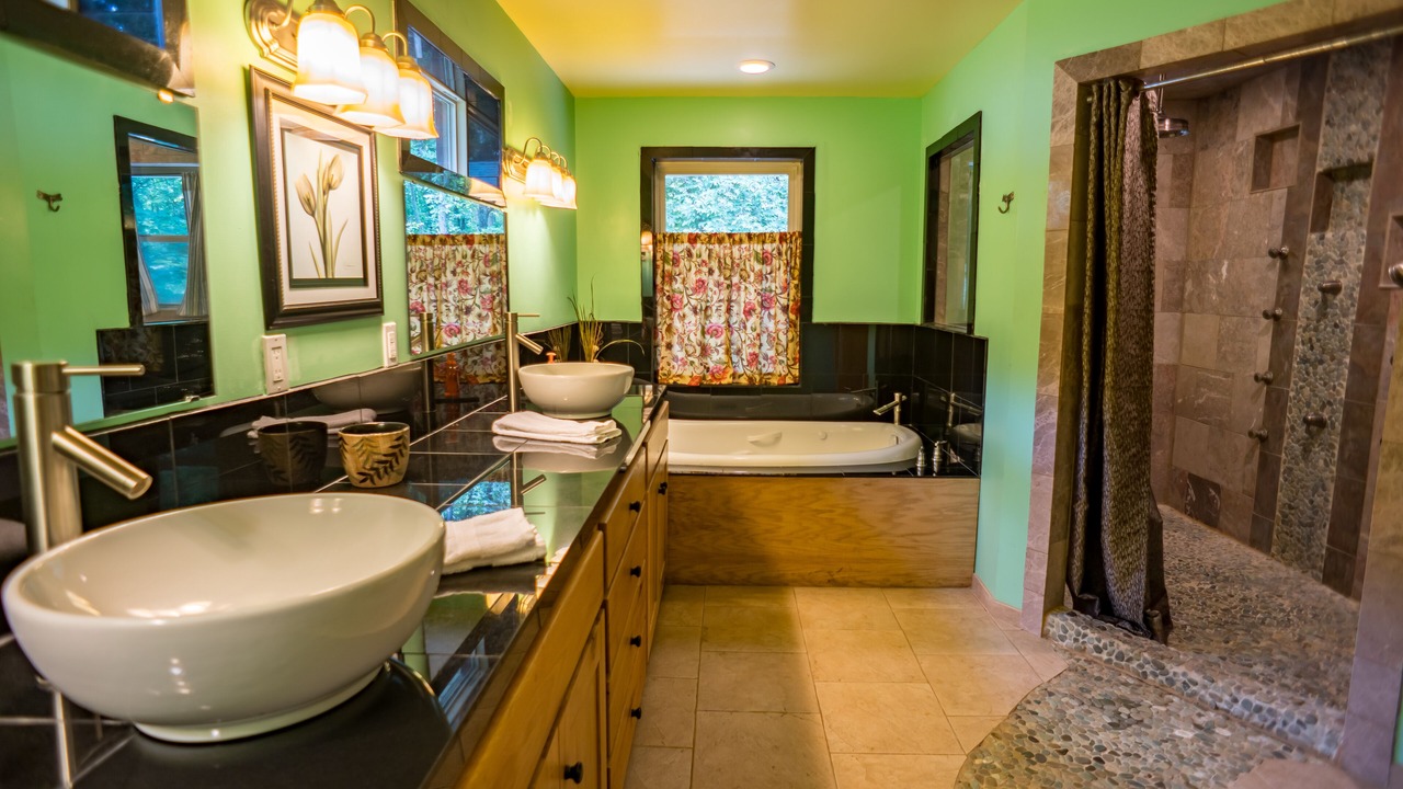 Photo of Bathroom in Barium Springs