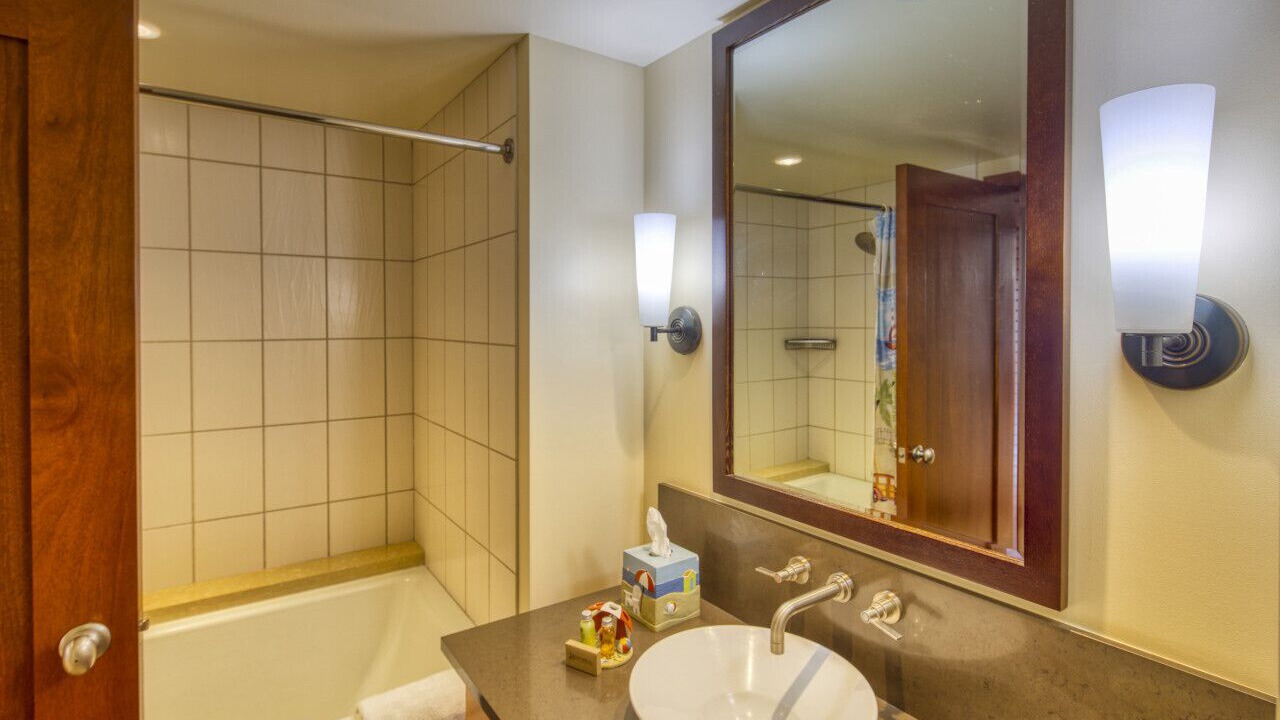 Photo of Bathroom in Ko Olina