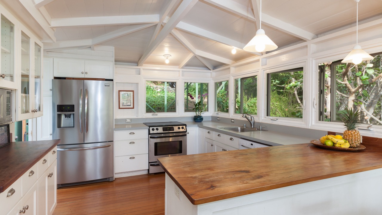 Photo of Kitchen in Puako