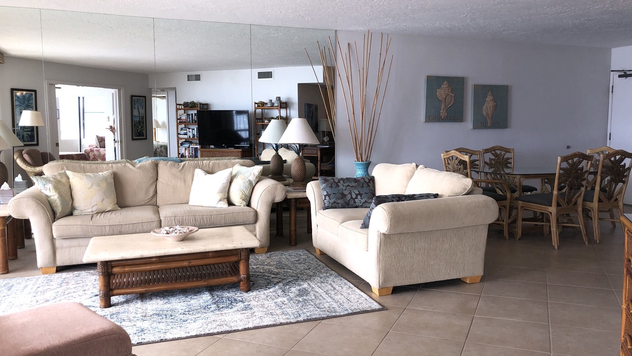 Photo of Bedroom in Maalaea