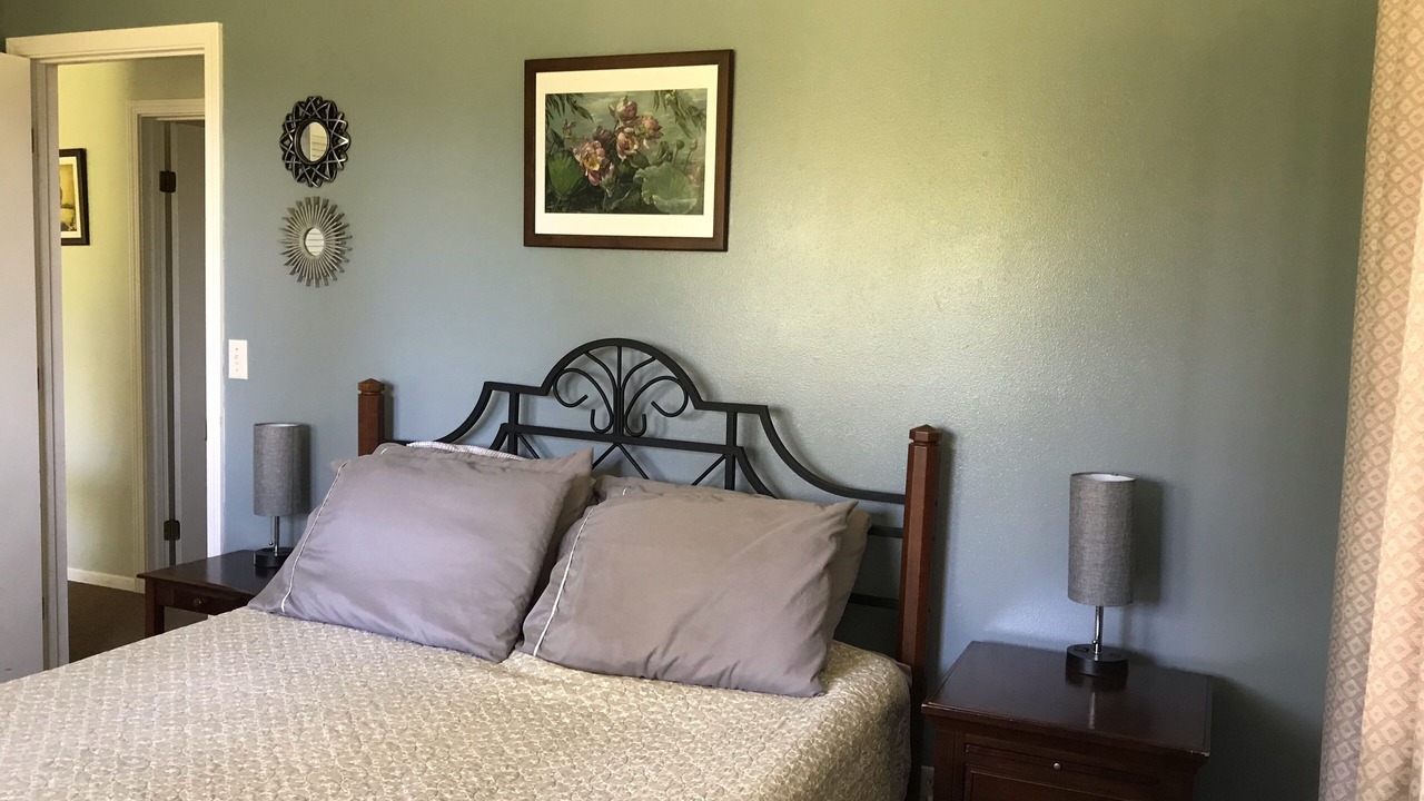 Photo of Bedroom in Keaau