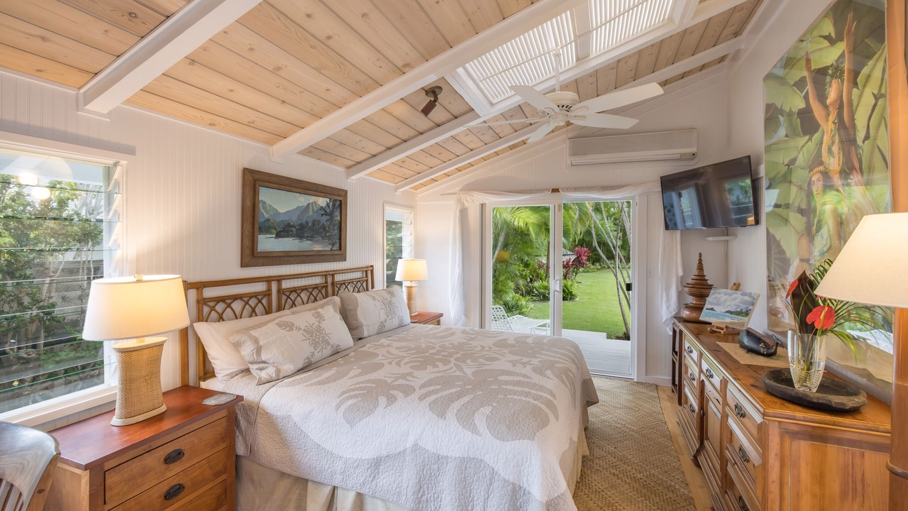 Photo of Bedroom in Lanikai