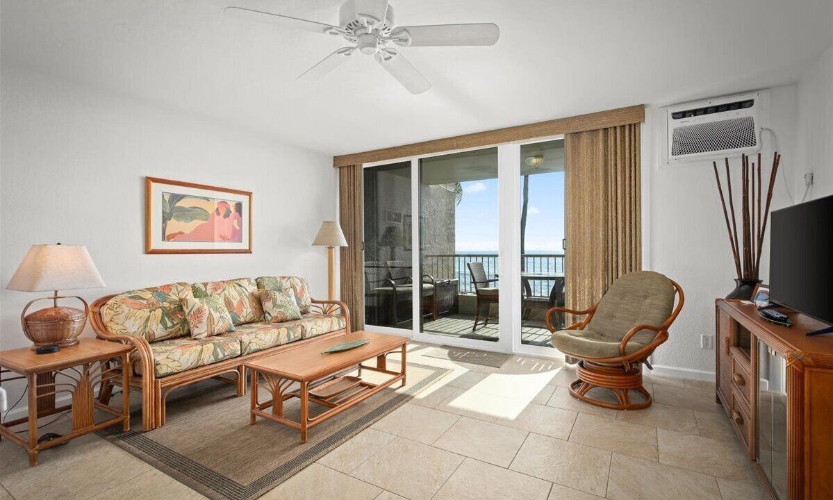 Photo of Livingroom in Kailua-Kona