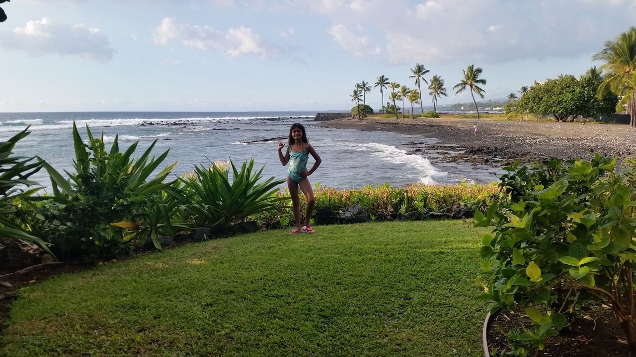Photo of Others in Kahaluu Bay