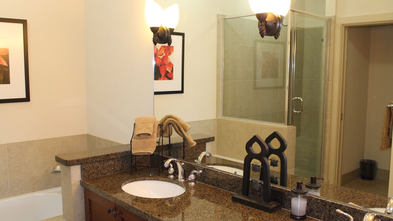 Photo of Bathroom in Waikoloa