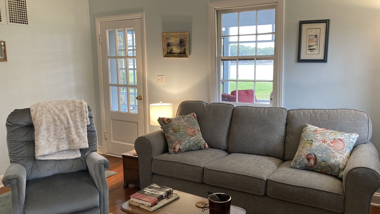 Photo of Livingroom in Lottsburg