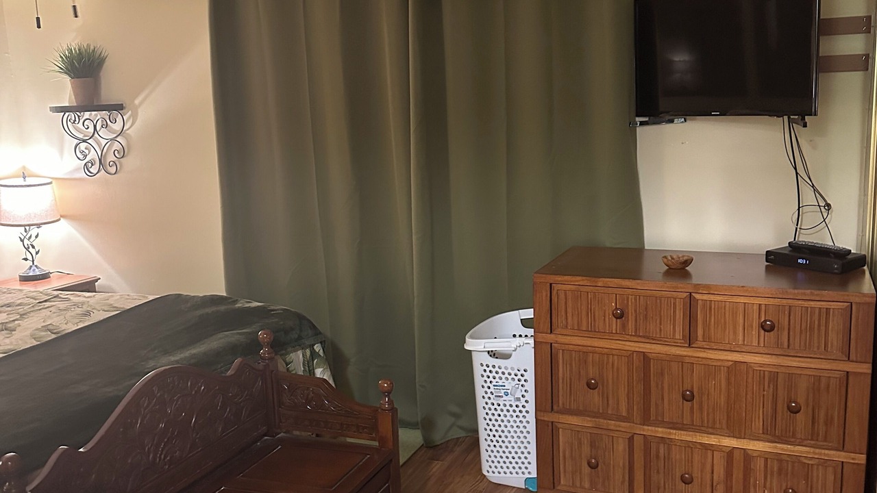 Photo of Bedroom in Historic Kailua Village