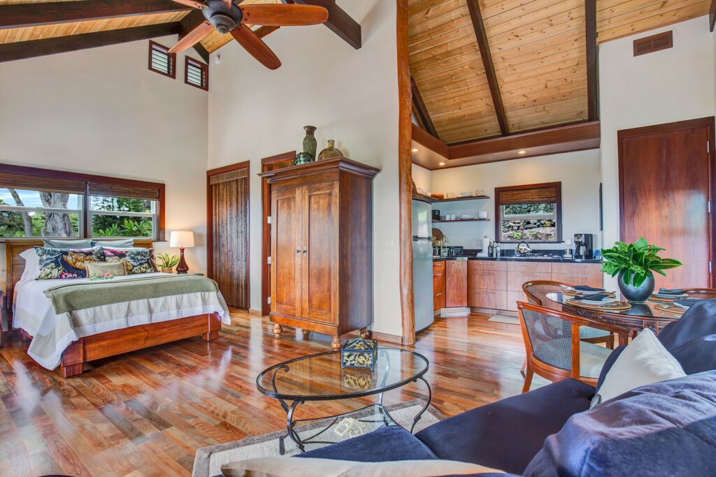 Photo of Bedroom in Kalaoa