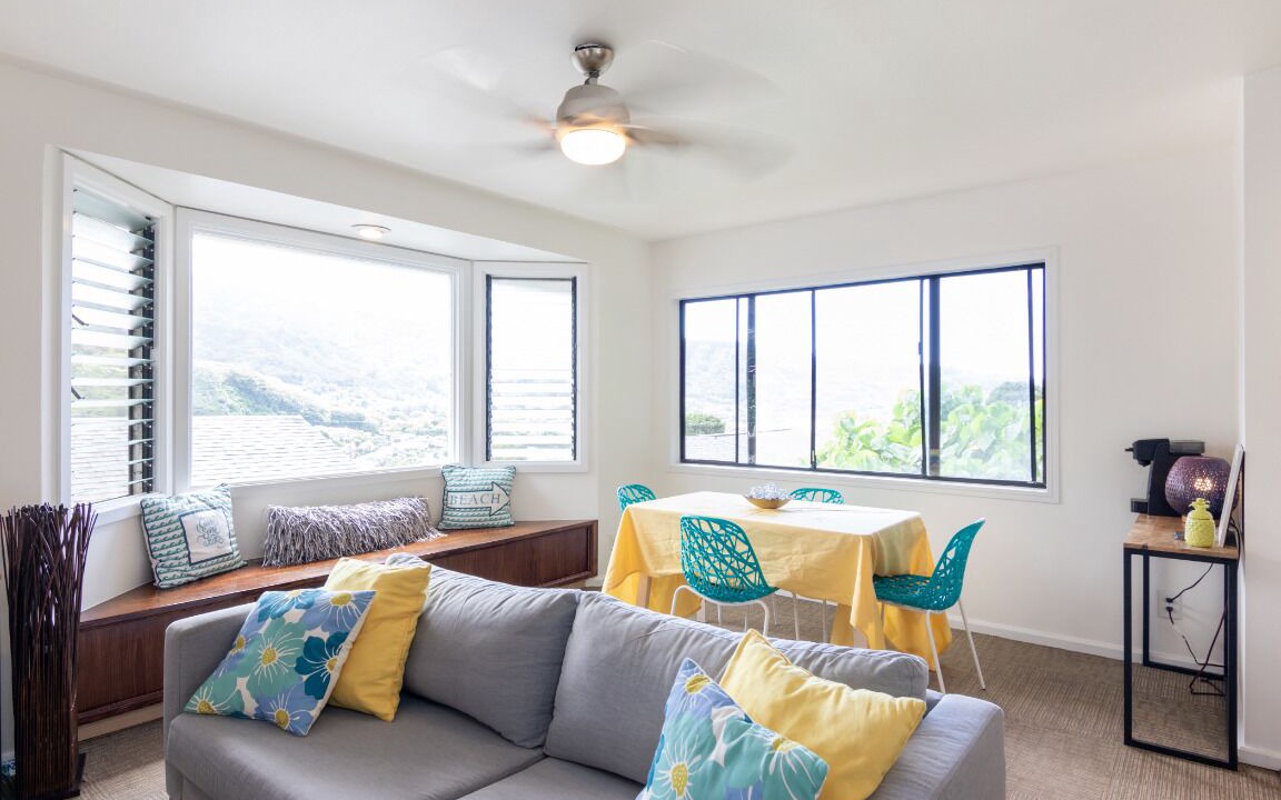 Photo of Livingroom in Manoa
