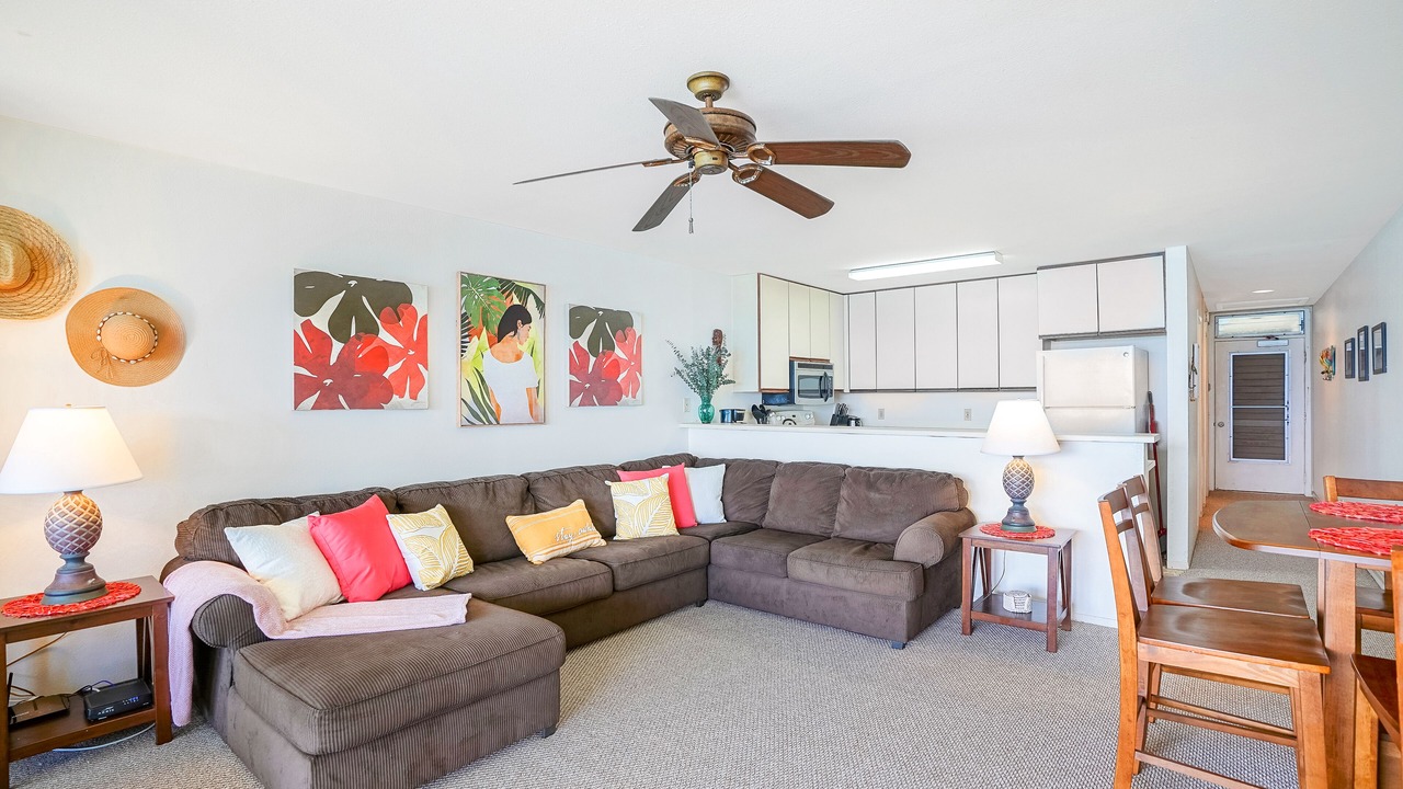 Photo of Livingroom in Wailua House Lots