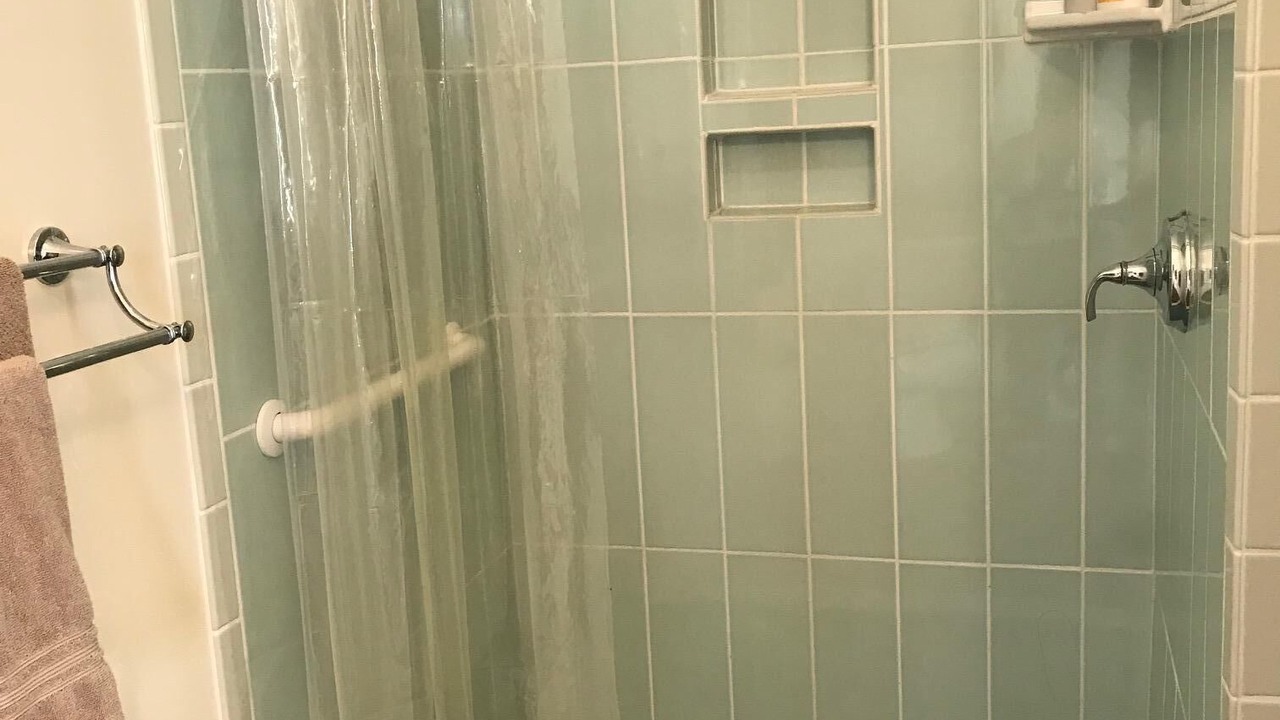 Photo of Bathroom in Glenwood
