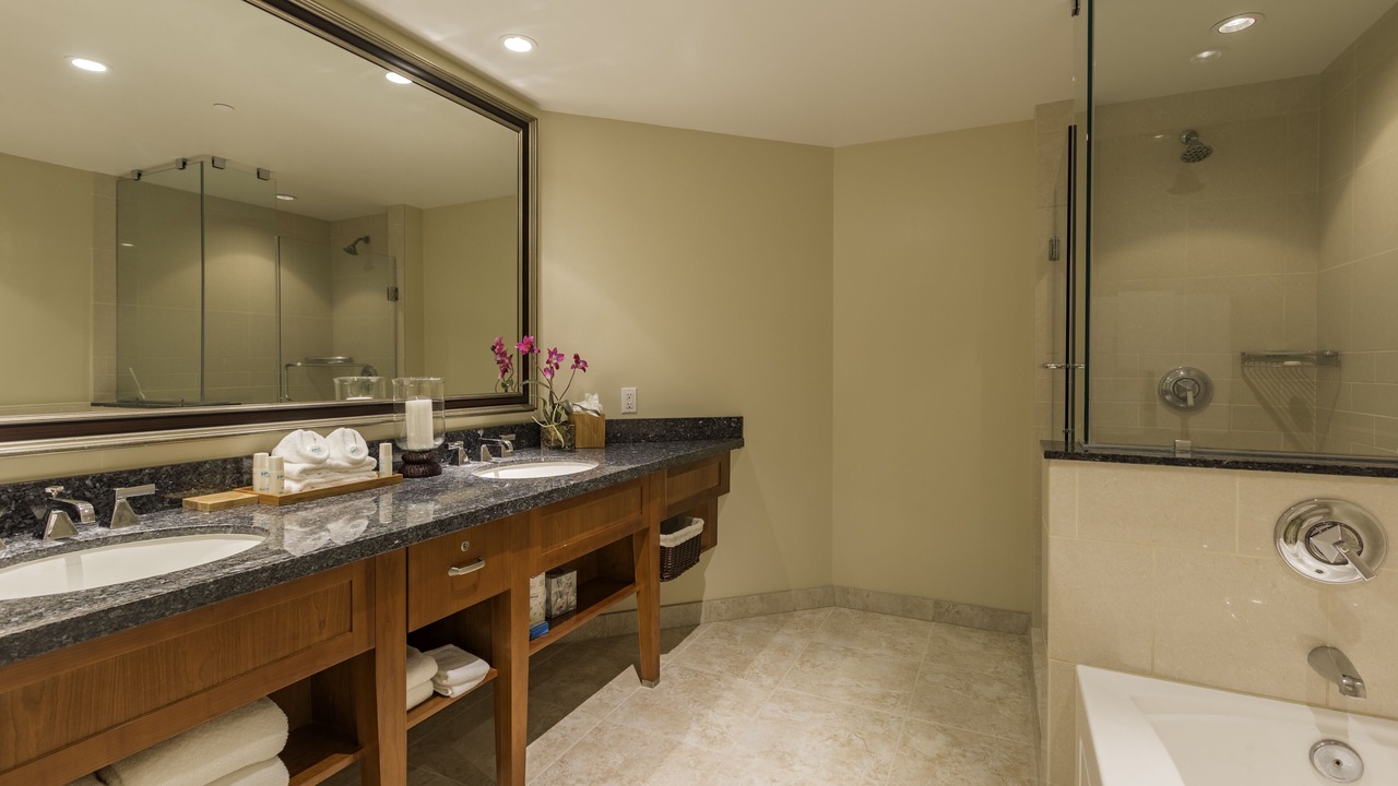 Photo of Bathroom in Honokowai
