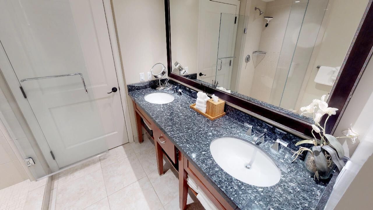 Photo of Bathroom in Honokowai