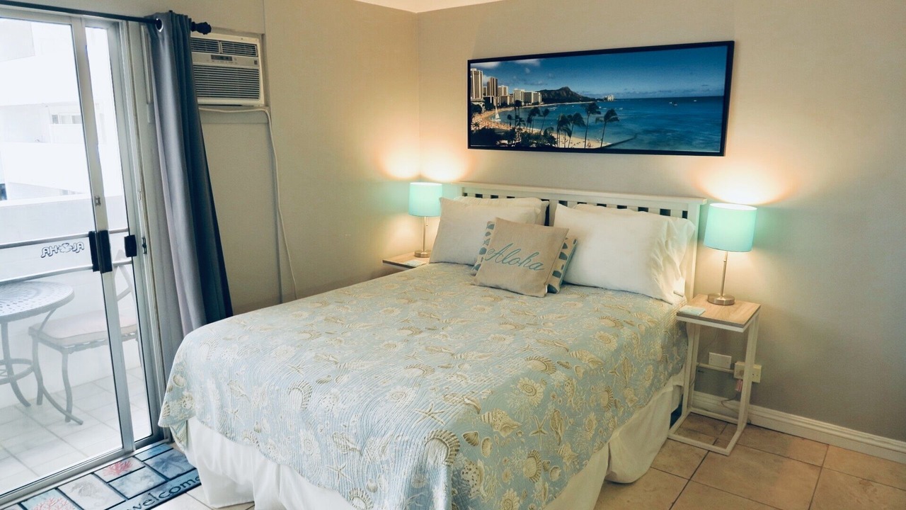 Photo of Bedroom in Waikiki