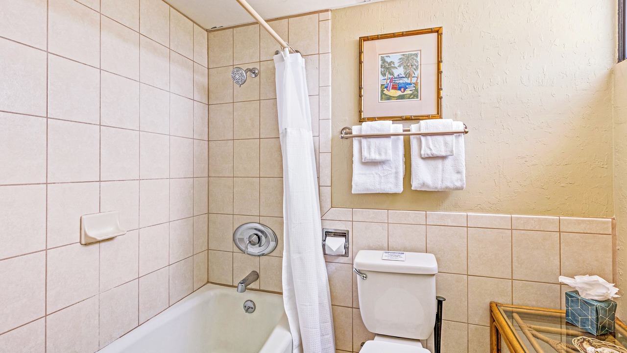 Photo of Bathroom in Lahaina