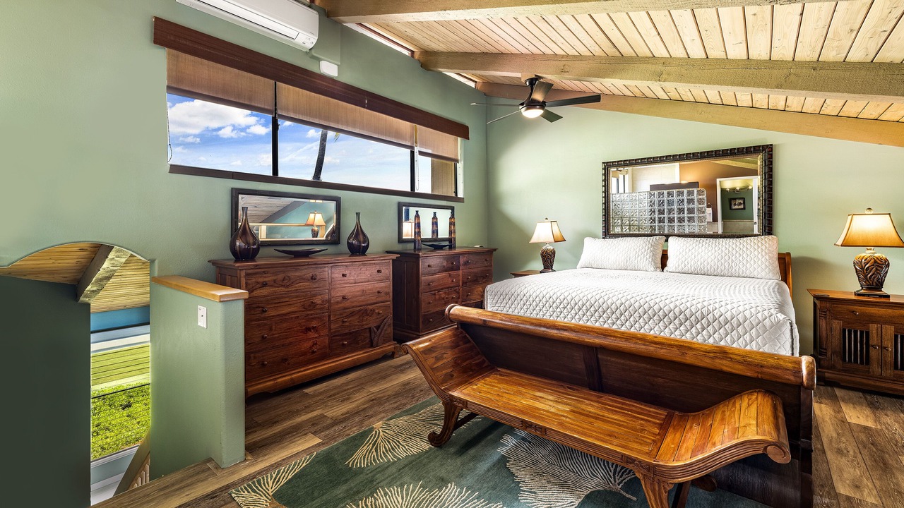 Photo of Bedroom in Kahaluu Bay