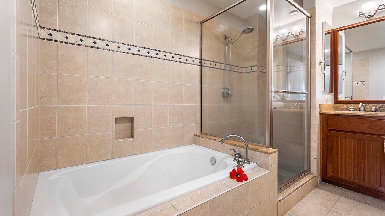 Photo of Bathroom in Waikoloa
