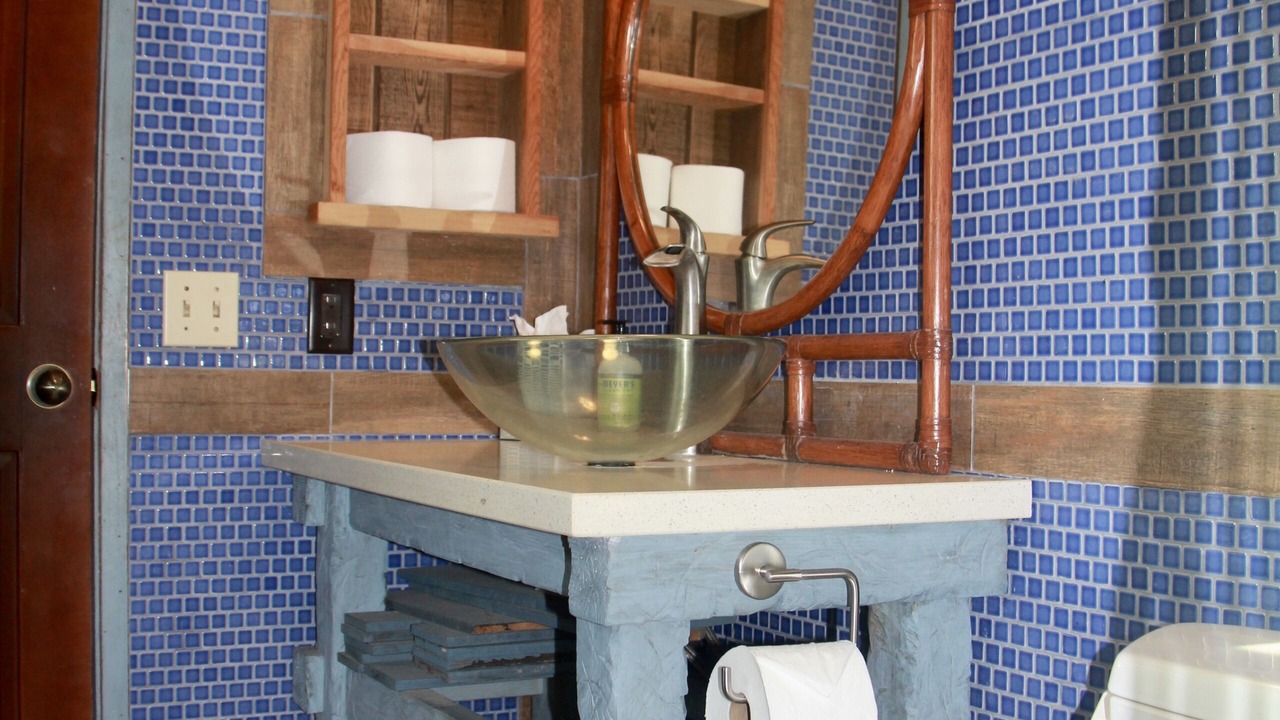 Photo of Bathroom in Pauwela