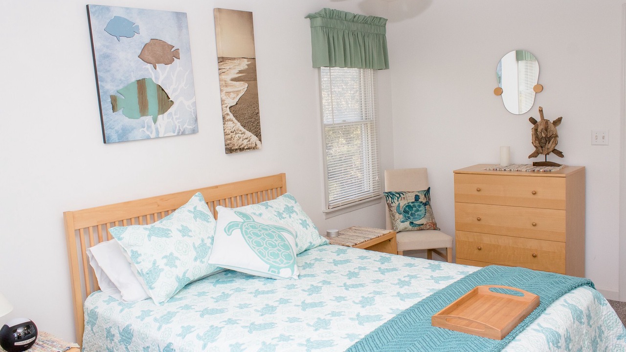 Photo of Bedroom in Southern Shores