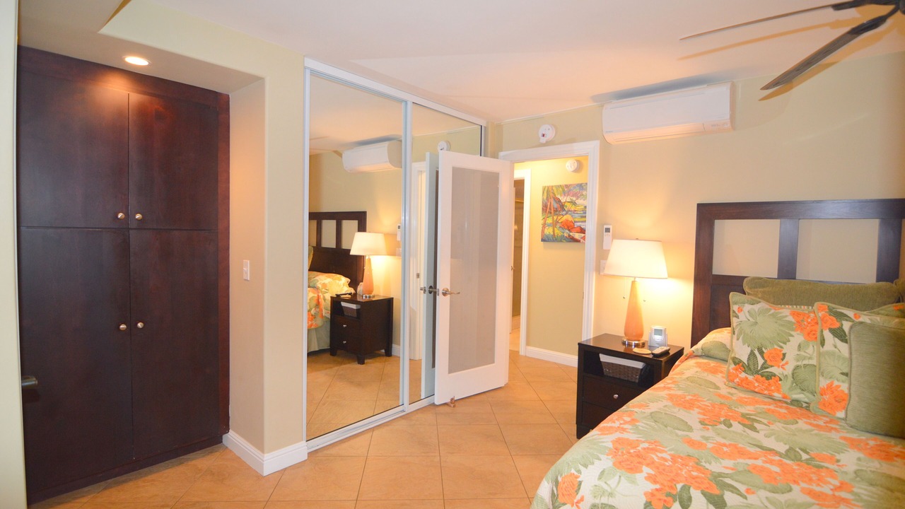 Photo of Bedroom in Poipu