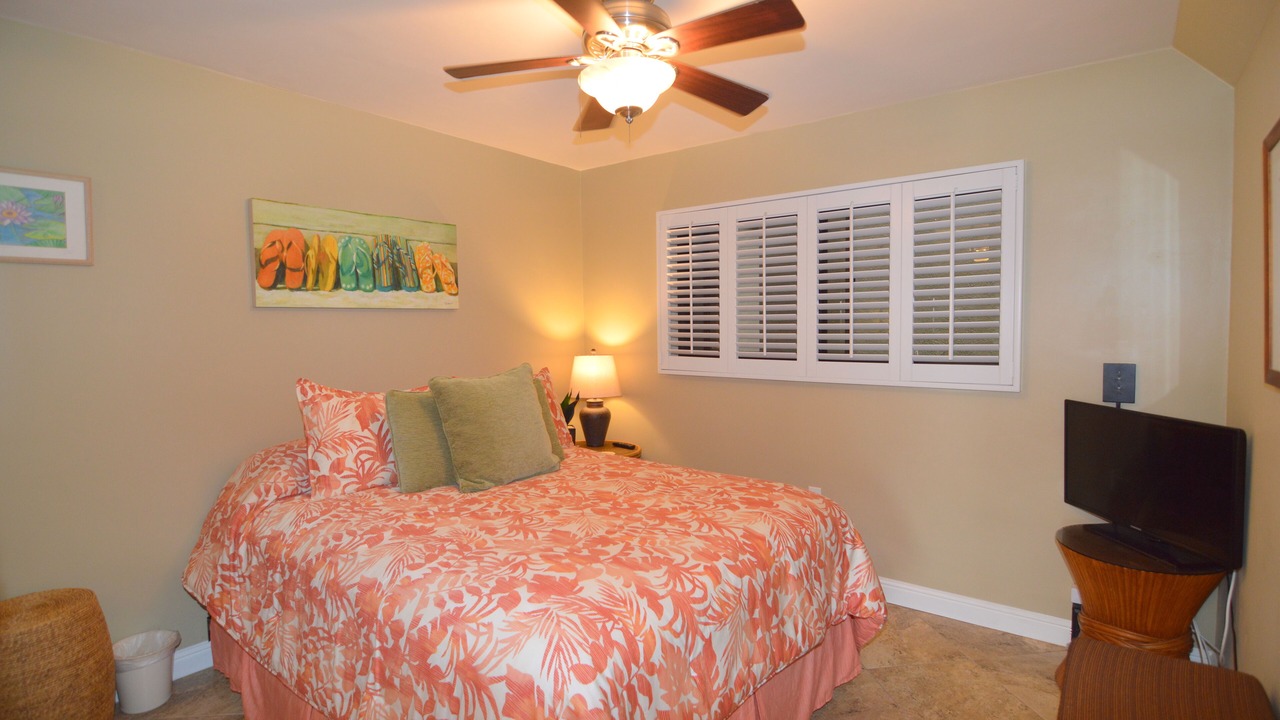 Photo of Bedroom in Poipu
