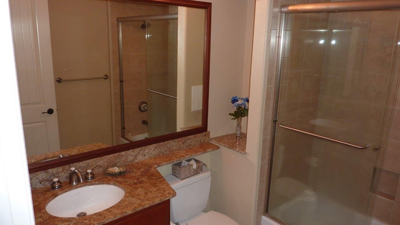Photo of Bathroom in Waikoloa
