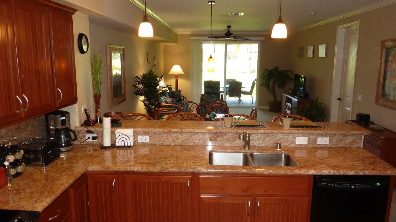 Photo of Kitchen in Waikoloa