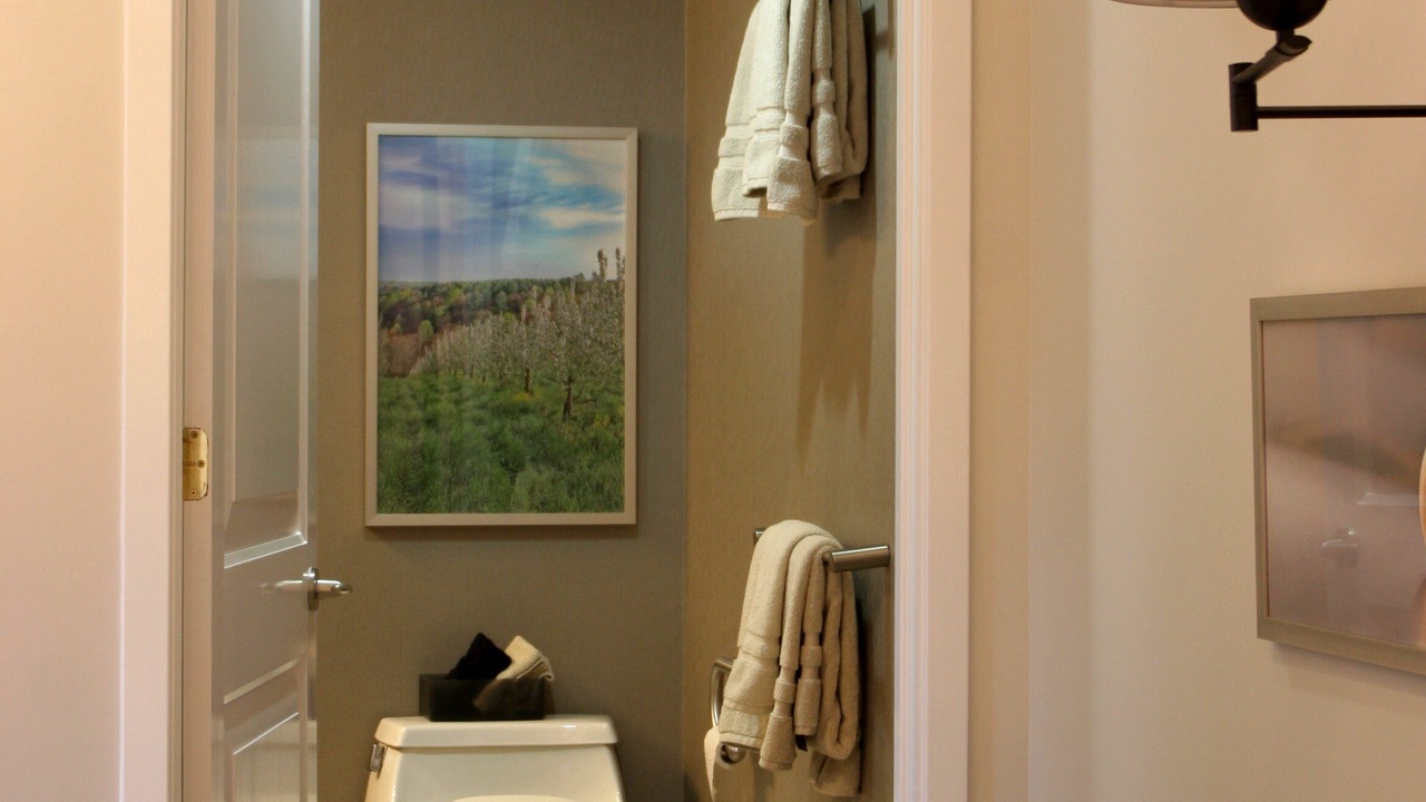 Photo of Bathroom in Dugspur