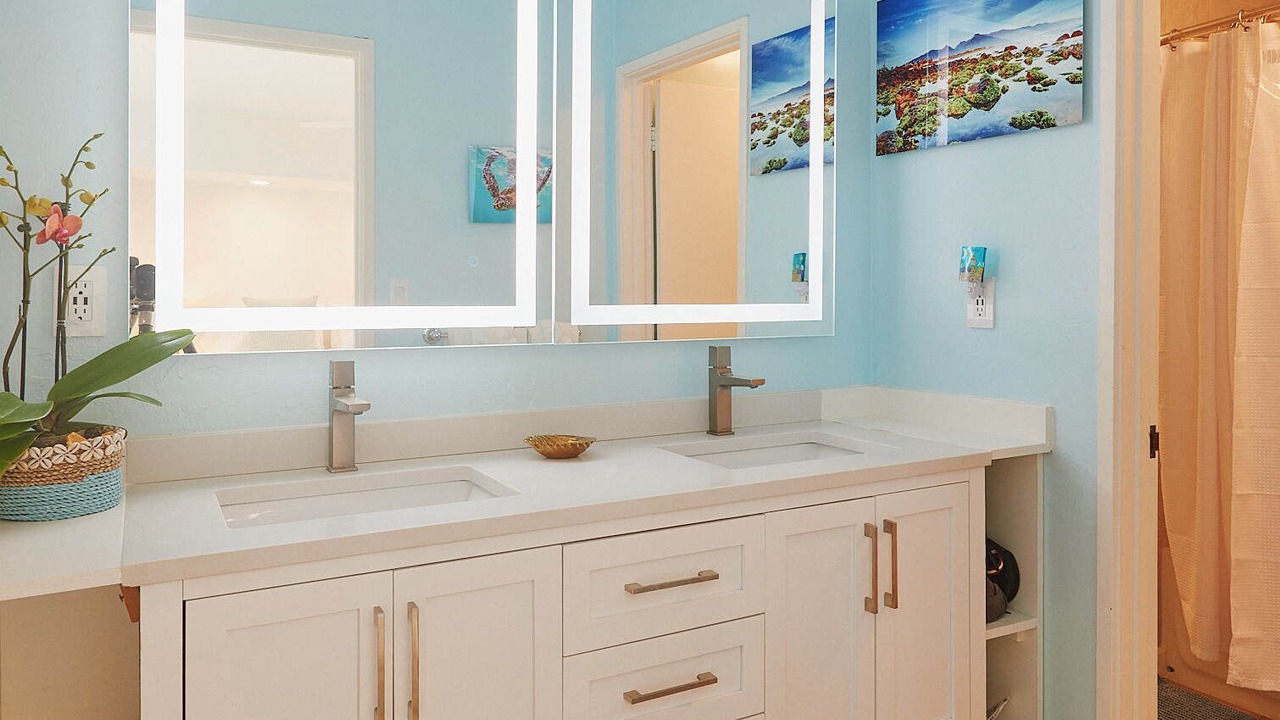 Photo of Bathroom in Spreckelsville