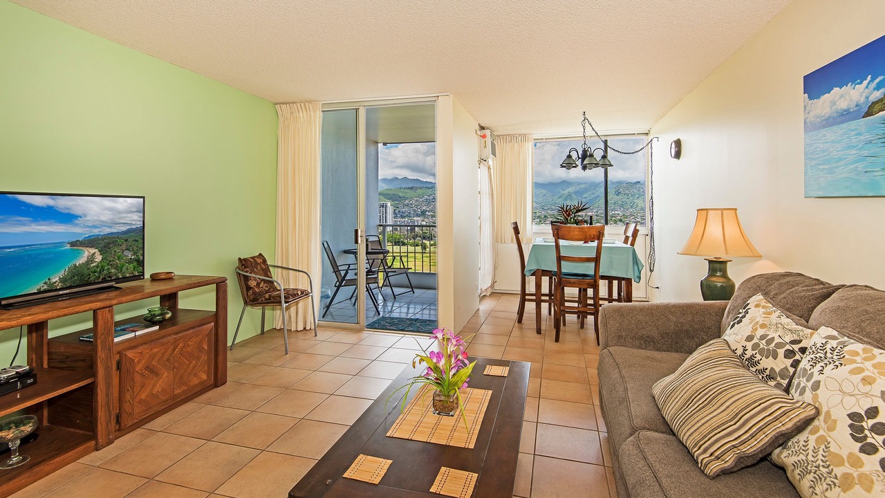 Photo of Bedroom in Waikiki