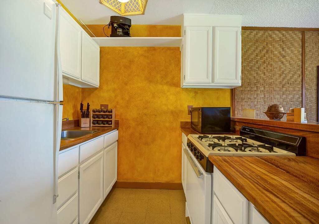 Photo of Kitchen in Kaunakakai