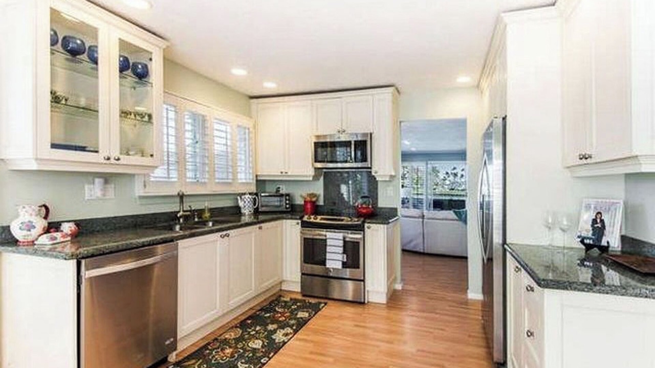 Photo of Kitchen in Portlock