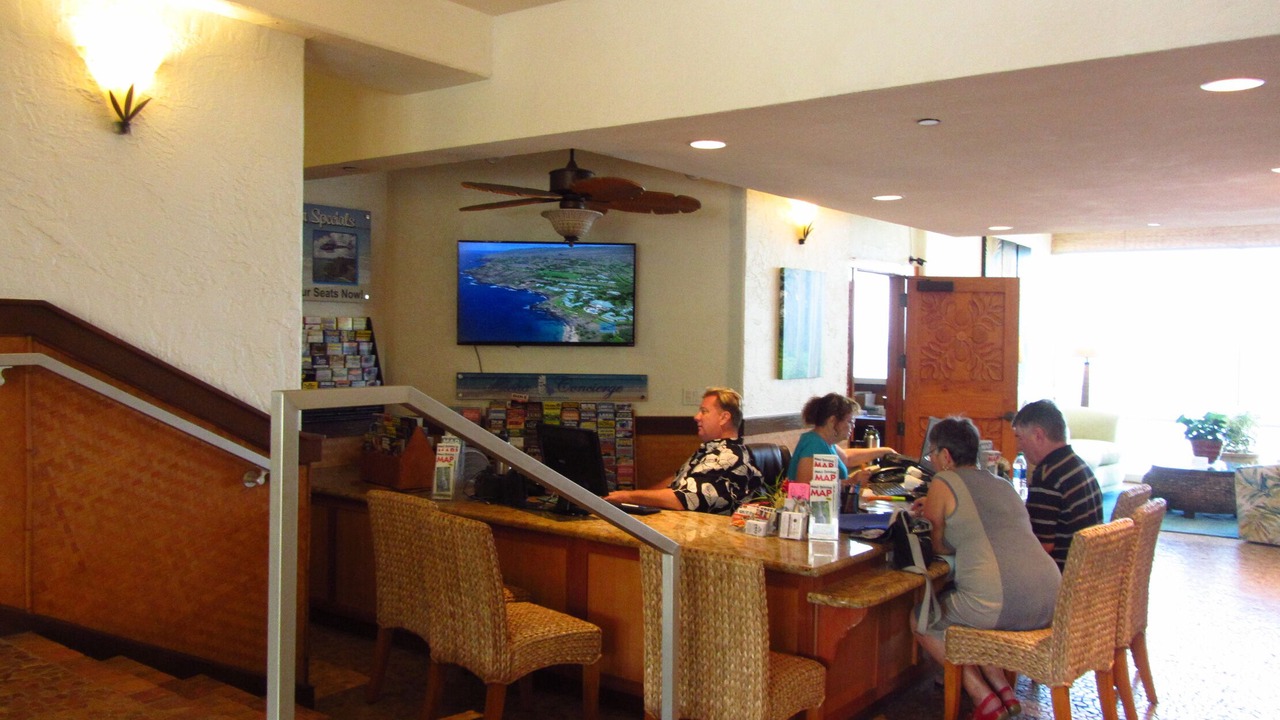 Photo of Others in Kahana
