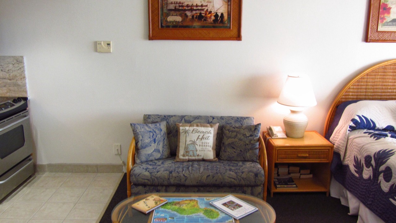 Photo of Others in Kahana