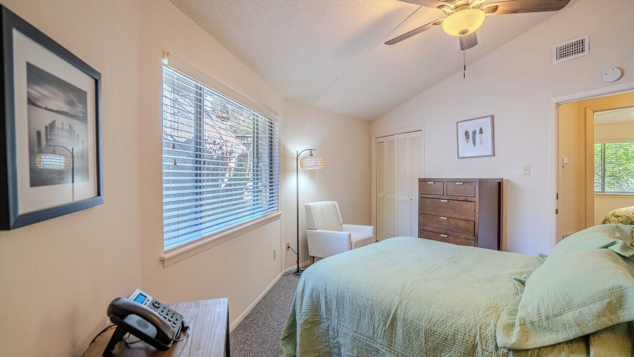 Photo of Bedroom in Lakeway